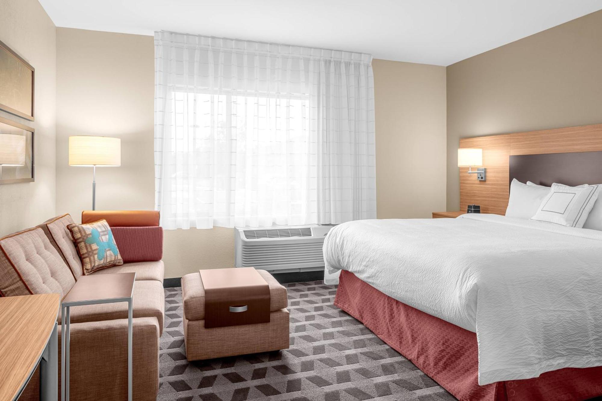 Towneplace Suites Cincinnati Fairfield Bagian luar foto