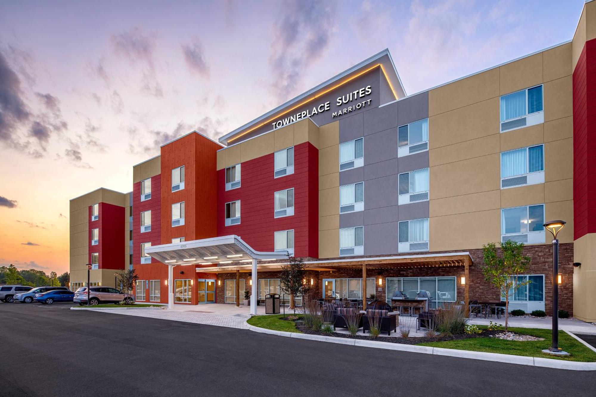 Towneplace Suites Cincinnati Fairfield Bagian luar foto